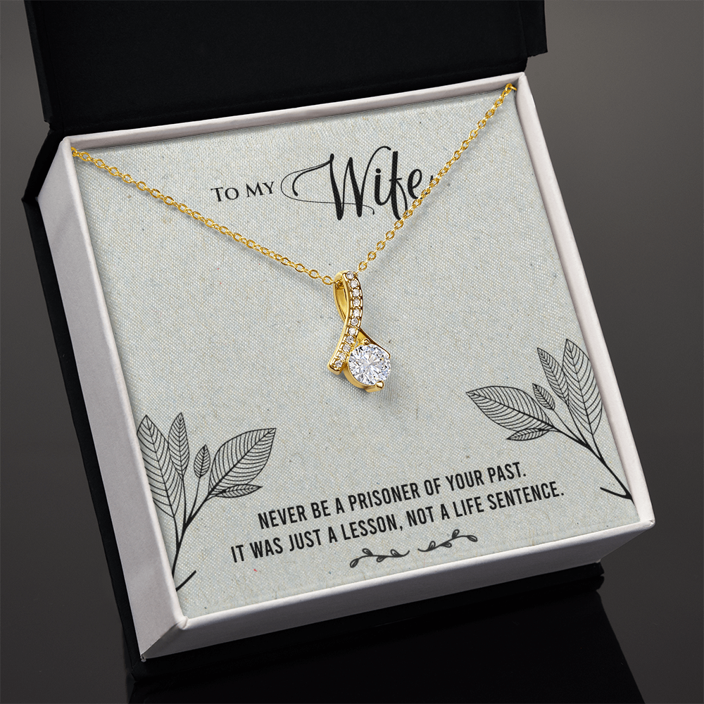 Alluring Beauty Wife Gift Necklace – Ribbon Pendant with Inspirational Card